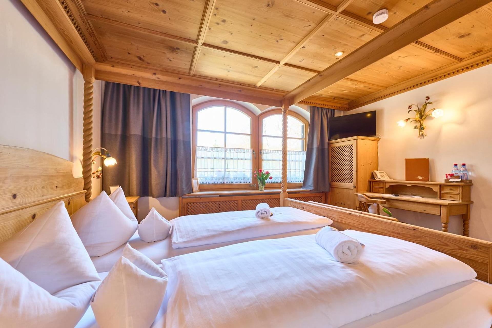 Hotel Waldgasthof Buchenhain 바이에르브룬 외부 사진
