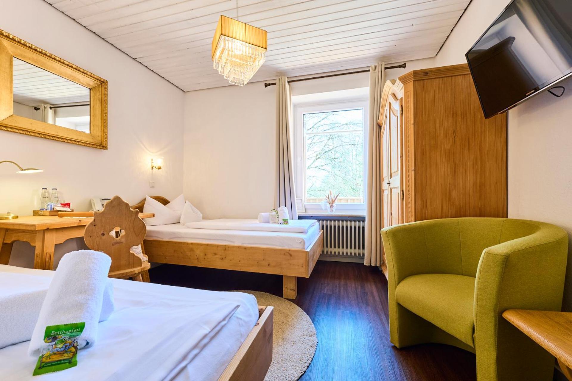 Hotel Waldgasthof Buchenhain 바이에르브룬 외부 사진